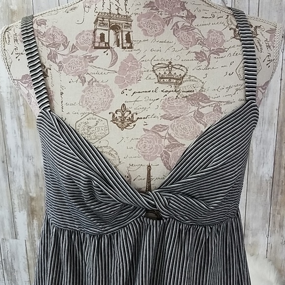 Socialite tie-front tank top socialite tie front t - Picture 2 of 6